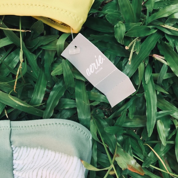 New -Aerie Green + white two pie bathing suite XS - Picture 5 of 6